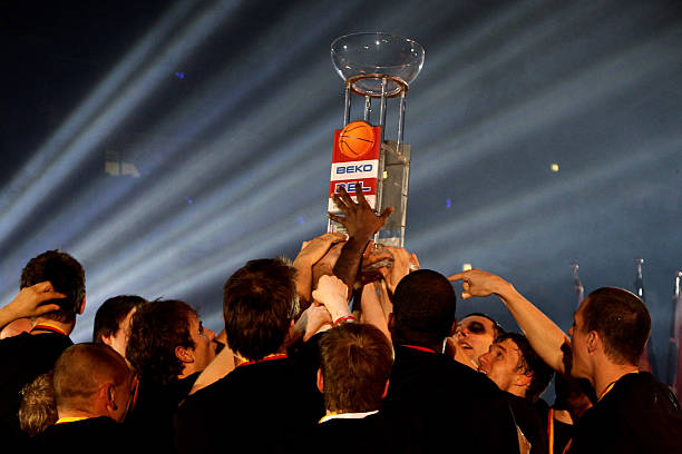 纸声明之间 纸声明之间