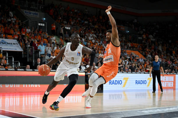 役中取得胜 役中取得胜