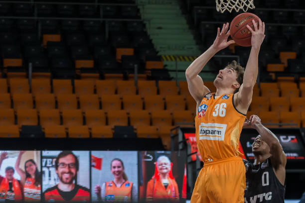 张楚桐的精 张楚桐的精